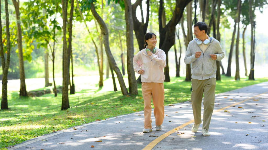 Japanese Walking Tren Fitness Viral Favorit Gen Z 2025