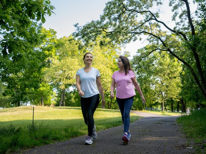 Jalan Kaki 30 Menit Tren Sehat 2026 Populer